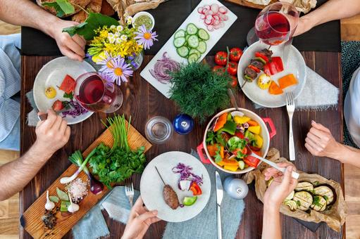 脂漏性皮膚炎で食べてはいけないものは？食事で悪化させない方法とは？【医師監修】