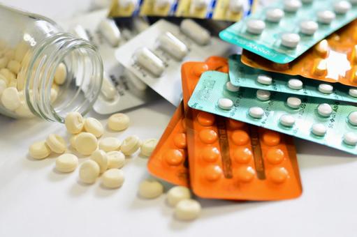 お薬のイメージ挿絵