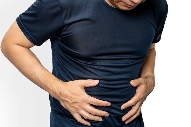 亀頭包皮炎の原因・症状・治療薬まとめ｜白いカスや腫れの正体は？医師がわかりやすく解説！