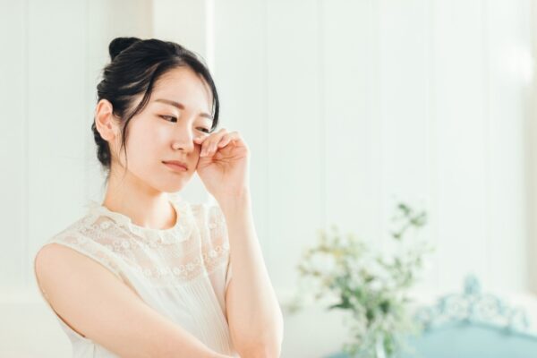 ものもらいの治し方｜まぶたの腫れ・痛みの原因と、早く治すための処方薬！