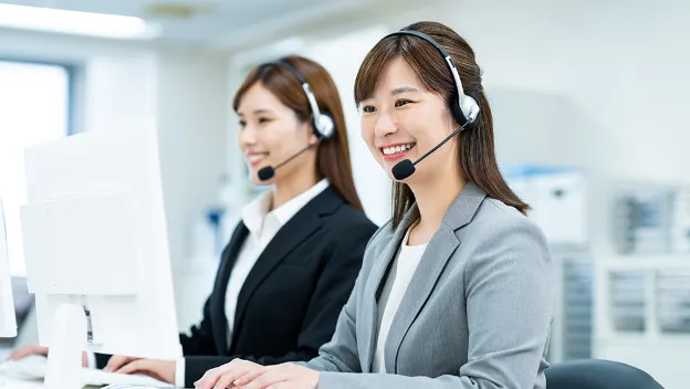 診察中のスタッフによる充実のバックサポート